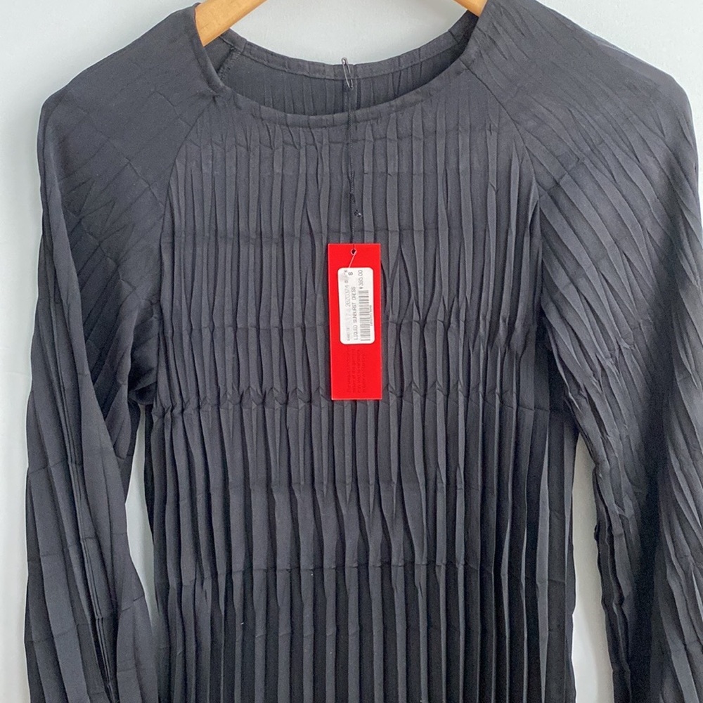 Babette liquid sunburst dress size Small NWT black